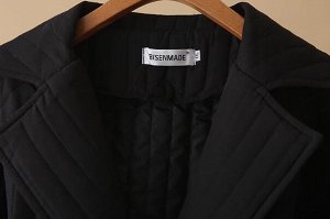 Пальто текстильное стеганое с лацканами на пуговицах с  поясом, черный