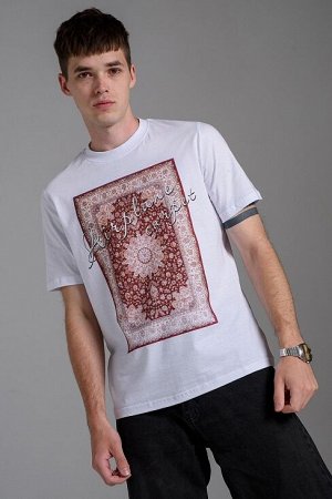 Мужская футболка 8556 / белый+ковер