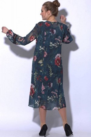 Платье Платье SOVA 11014 зеленый 
Рост: 164 см.

Стильное шифоновое платье. Платье двойное. Верхний слой из шифона и декорирован кружевной тесьмой, нижнее платье выполнено из трикотажного подкладочно