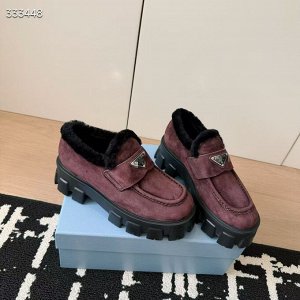 Лоферы женские замшевые зимние