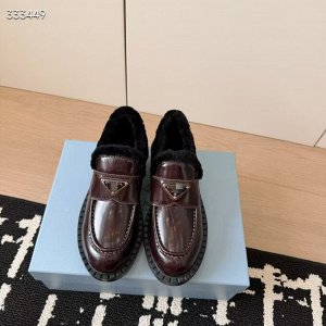Лоферы женские кожаные зимние