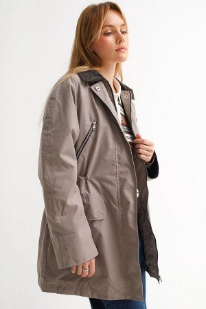 Парка утепленная женская серо-бежевая