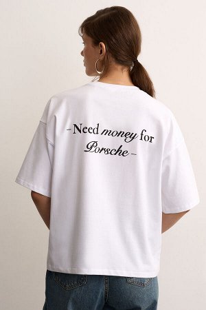 Футболка с принтом "need money" Цвет: белый