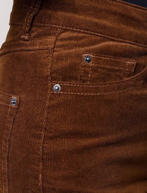 Укороченные эластичные брюки слим из микро вельвета светло-коричневый