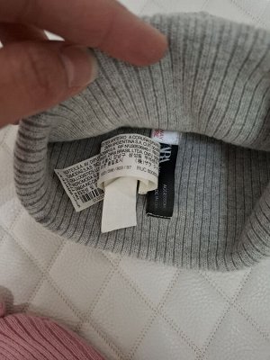 Шапочки Zara 2 шт