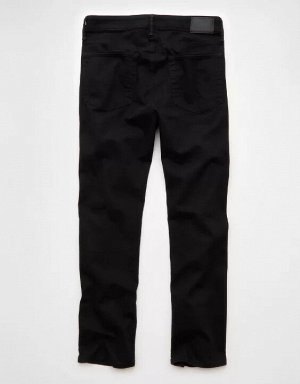 American Eagle AE AirFlex+ Relaxed Straight Jean