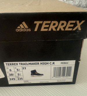 Продам ботинки adidas terrex trailmaker