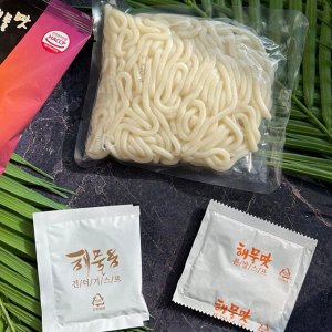 Hanil Удон со вкусом белой рыбы Mild Flavor Fresh Udon