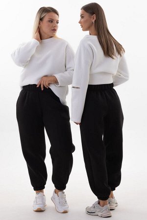 Костюм Костюм Kivviwear 4223433606 экрю-черный 
Состав: ПЭ-26%; Хлопок-70%; Эластан-4%;
Сезон: Осень-Зима
Рост: 170

Представляем вам уникальный спортивный костюм, который сочетает в себе стиль и ком