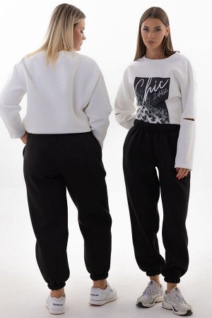 Костюм Костюм Kivviwear 4223433605 экрю-черный 
Состав: ПЭ-26%; Хлопок-70%; Эластан-4%;
Сезон: Осень-Зима
Рост: 170

Представляем вам уникальный спортивный костюм, который сочетает в себе стиль и ком