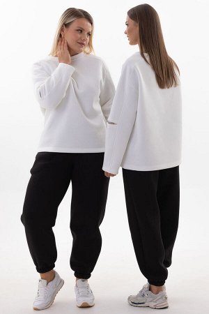 Костюм Костюм Kivviwear 4223433606 экрю-черный 
Состав: ПЭ-26%; Хлопок-70%; Эластан-4%;
Сезон: Осень-Зима
Рост: 170

Представляем вам уникальный спортивный костюм, который сочетает в себе стиль и ком
