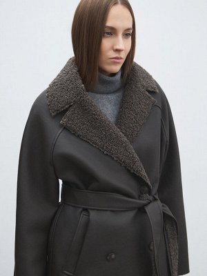 Женская дубленка  MAISON DAVID