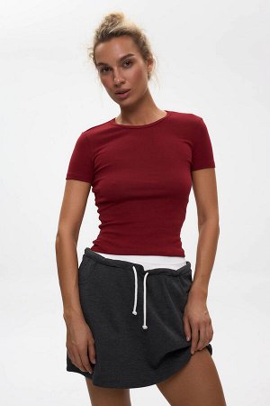 Футболка силуэта Slim