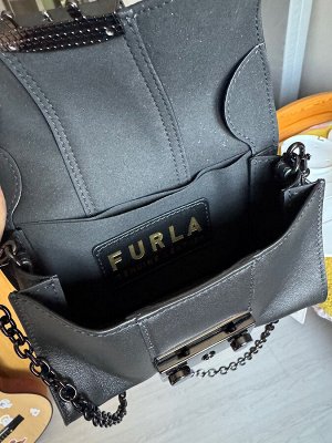 Сумочка FURLA новая