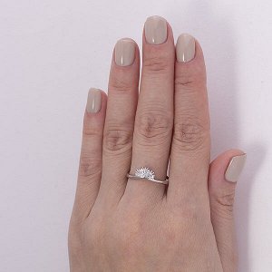 Серебряное кольцо с бесцветными фианитами - 1235