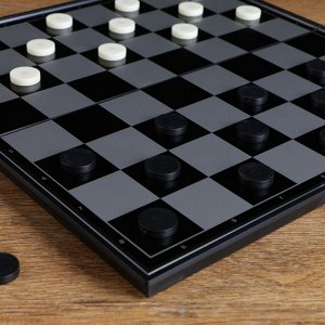 Настольная игра 3 в 1 "Классика": шахматы, шашки, нарды, магнитная доска 32х32 см