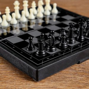 Настольная игра 3 в 1 "Зук": нарды, шахматы, шашки, магнитная доска 19х19 см
