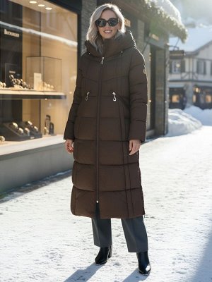 Пальто зимнее утепленное с капюшоном женское коричневого цвета 7729K