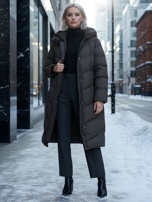 Пальто зимнее утепленное с капюшоном женское темно-коричневого цвета 7623TK