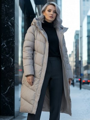 Пальто зимнее утепленное с капюшоном женское серого цвета 7623Sr