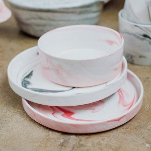 Тарелка глубокая «Мрамор», 18,5 см, цвет белый/розовый