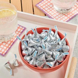 Hershey's Kisses Milk Chocolate - шоколадные конфеты