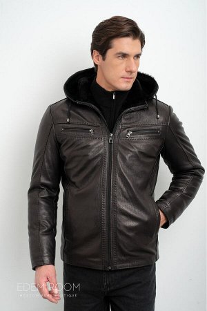 короткая куртка - дублёнка с капюшоном