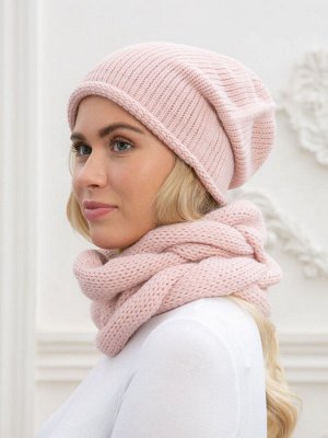 Шапка женская вязаная