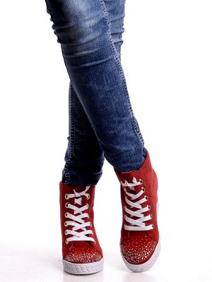 Ботинки Страна производитель: Китай
Вид обуви: Ботинки
Сезон: Весна/осень
Размер женской обуви x: 37
Полнота обуви: Тип «F» или «Fx»
Материал верха: Замша
Материал подкладки: Натуральная кожа
Каблук/П