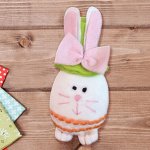 Игрушка из фетра &quot;Зайчик в шляпке&quot;, цвет зеленый