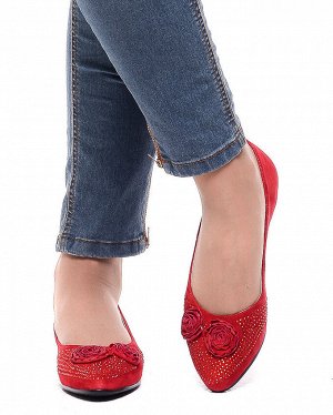 Туфли Страна производитель: Китай
Полнота обуви: Тип «F» или «Fx»
Материал верха: Замша
Цвет: Красный
Материал подкладки: Натуральная кожа
Стиль: Повседневный
Форма мыска/носка: Заостренный
Каблук/Под