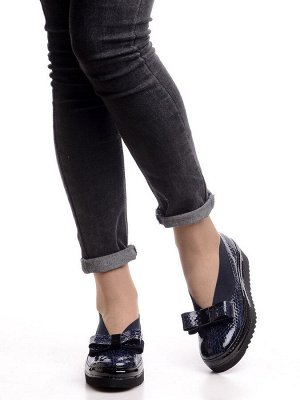 Туфли Страна производитель: Турция
Размер женской обуви: 36, 36, 37, 38, 39, 40
Полнота обуви: Тип «F» или «Fx»
Сезон: Весна/осень
Тип носка: Закрытый
Форма мыска/носка: Закругленный
Каблук/Подошва: П