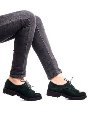 Туфли Страна производитель: Китай
Размер женской обуви: 36, 36, 37, 38, 39
Полнота обуви: Тип «F» или «Fx»
Сезон: Весна/осень
Тип носка: Закрытый
Форма мыска/носка: Закругленный
Каблук/Подошва: Каблук