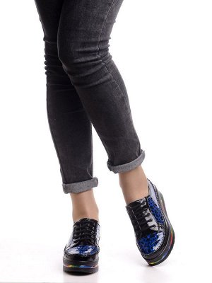 Туфли Страна производитель: Турция
Размер женской обуви x: 36
Полнота обуви: Тип «F» или «Fx»
Сезон: Весна/осень
Тип носка: Закрытый
Форма мыска/носка: Закругленный
Каблук/Подошва: Платформа
Высота ка