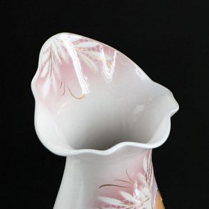 Ваза керамическая "Бутон", настольная, белая, бабочка, 35 см