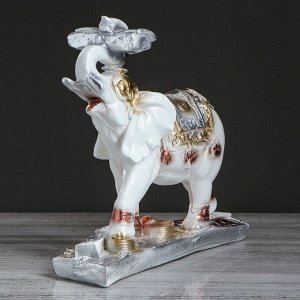 Сувенир "Слон с деньгами" 33 см, белый