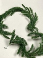 Лиана еловая пластик 1,8м длина лапы 12см