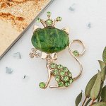 Брошь &quot;Кошечка&quot; в короне, цвет зелёный в золоте