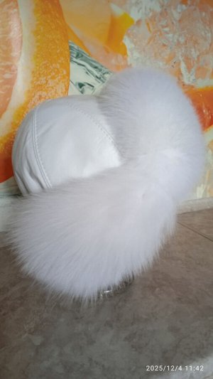 Ушанка женская песец с натуральной кожей