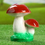 Садовая фигура &quot;Пара боровичков на траве&quot;, белый цвет, 19 см