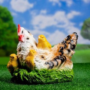 Садовая фигура "Курица наседка с цыплятами" пестрая 28х22см
