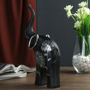 Сувенир полистоун "Чёрный слон с серебряными ушками" серебряный цветок 24,5х13,5х6,5 см