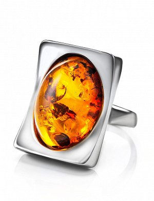 Эффектное серебряное кольцо с натуральным балтийским янтарём «Фиджи крупное»