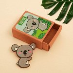 Значок в коробочке «Коала»