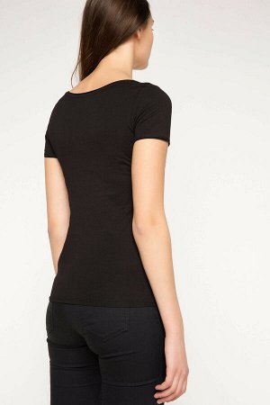Футболка женская с принтом slim fit