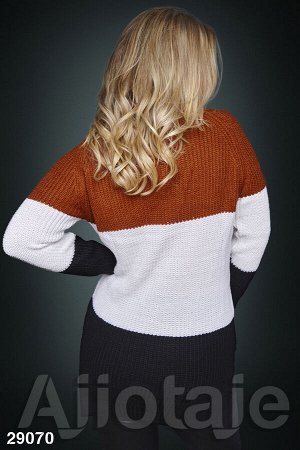 Удлиненных свитер с высоким воротником
