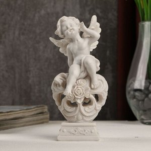 Сувенир полистоун "Белоснежный ангел на ажурном сердце" 13х6х5,5 см