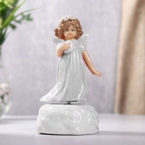 Сувенир керамика музыкальный "Ангел в белом платье с сердцем" 16х9х9 см