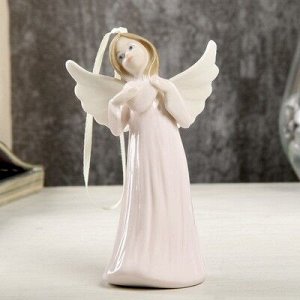 Сувенир керамика подвеска "Ангел-девочка в длинном платье, с сердцем в руке" 12,4х5,2х7,6 см 40594