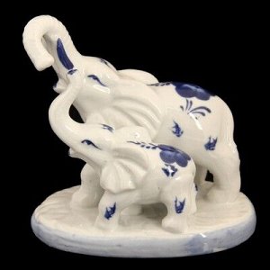 Сувенир керамика "Слон со слонёнком" синяя роспись 11,5х11,7х7,5 см